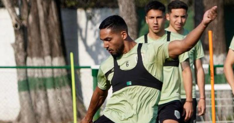 El central dijo que entraron dormidos frente a Defensa