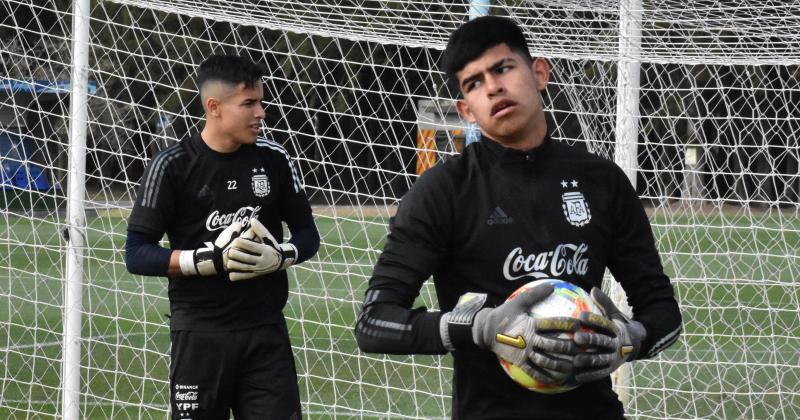 Agustín Cañete arquero de Banfield en el Sub-17