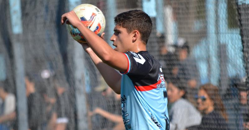 El lateral de Brown fue convocado al Sub-20 del Ascenso