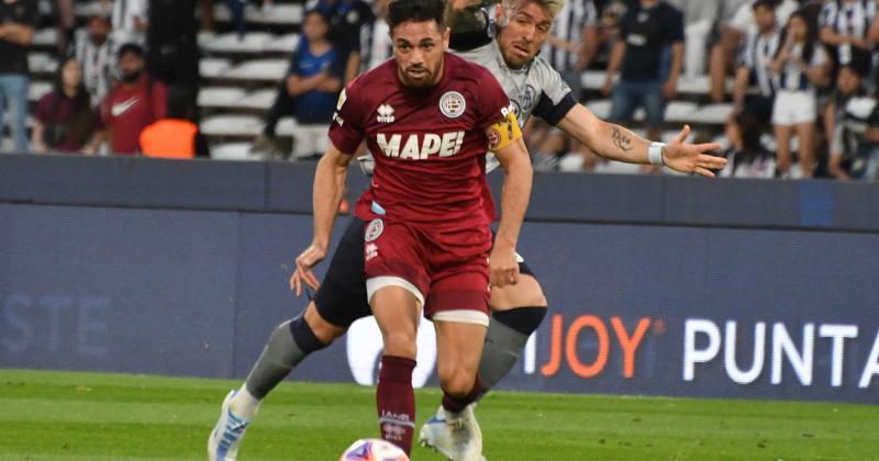 Lautaro Acosta destacó el tercer triunfo al hilo del Grana