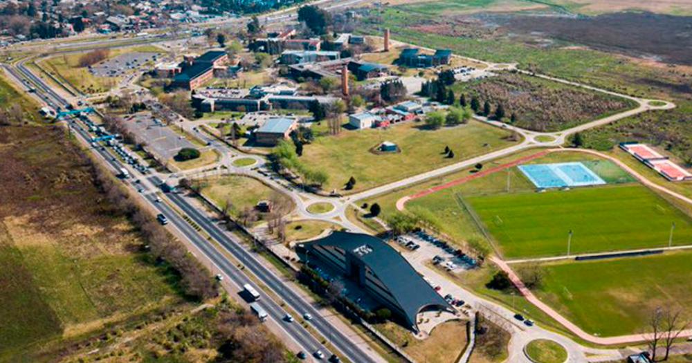 La Universidad Nacional de Lomas cumple hoy 50 antildeos