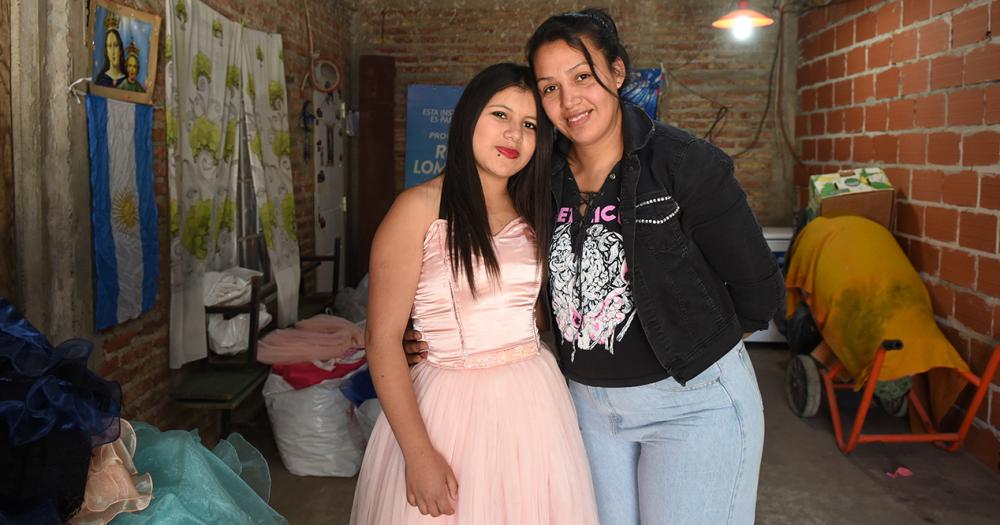 No pudo festejar sus 15 y ahora organiza las fiestas de las chicas que no pueden pagarlo 