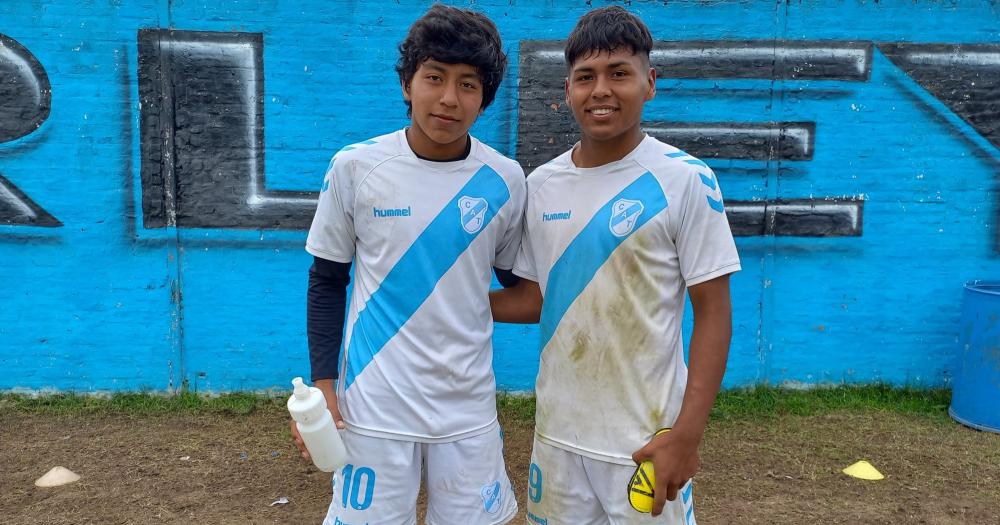 Coacutemo llegaron dos jugadores de Temperley a la Seleccioacuten de Bolivia