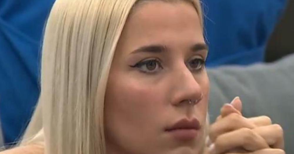 El momento en el que La Tora se sacoacute el microacutefono para complotar en Gran Hermano