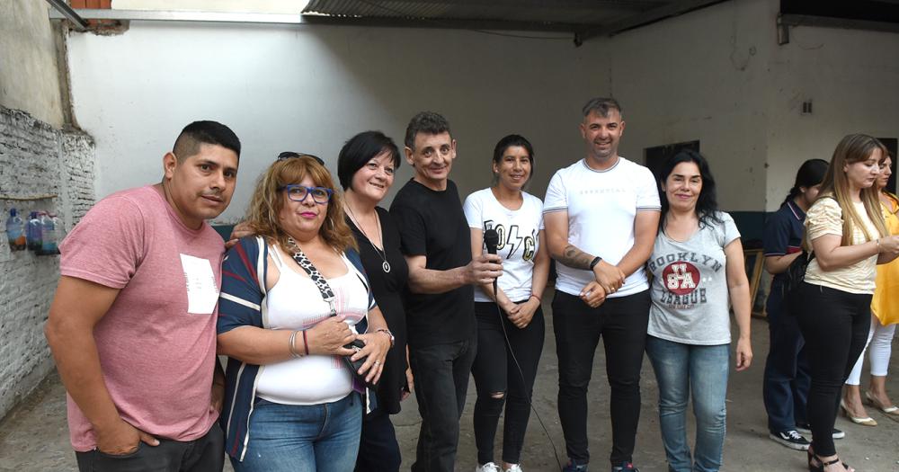 A sus 35 saldoacute una gran cuenta pendiente- terminoacute el secundario y ahora va por maacutes 