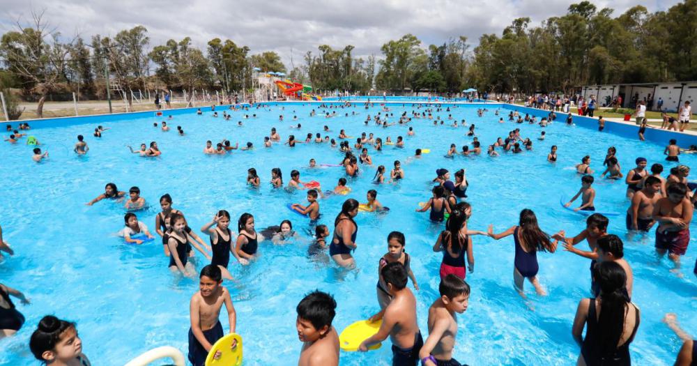 Asiacute fue el cierre del programa Aprendiendo a Nadar en Lomas