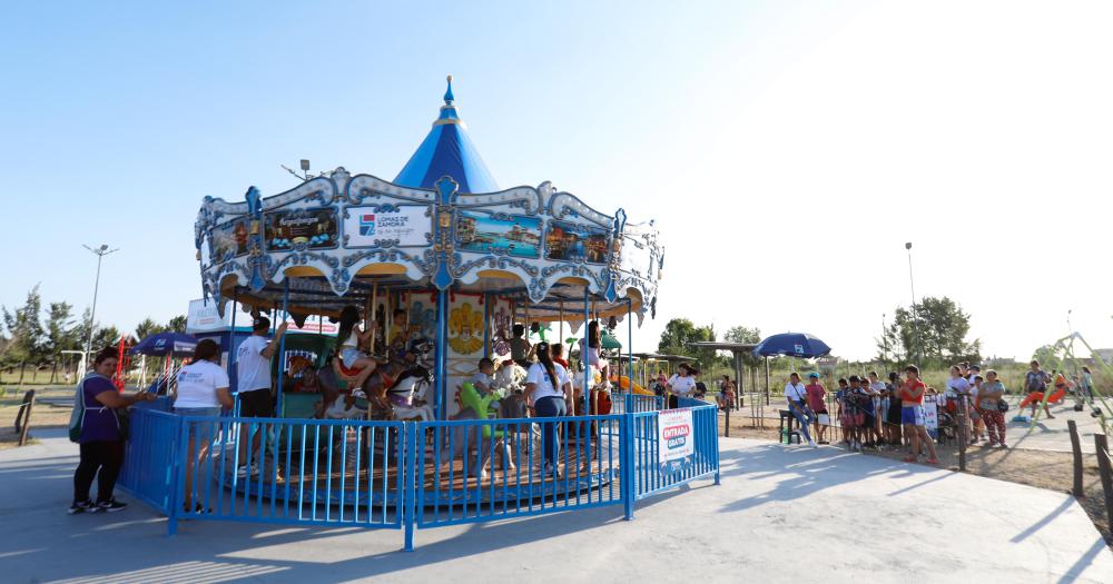 La renovación del Parque Santa Catalina incluyó un nuevo carrousel gratuito