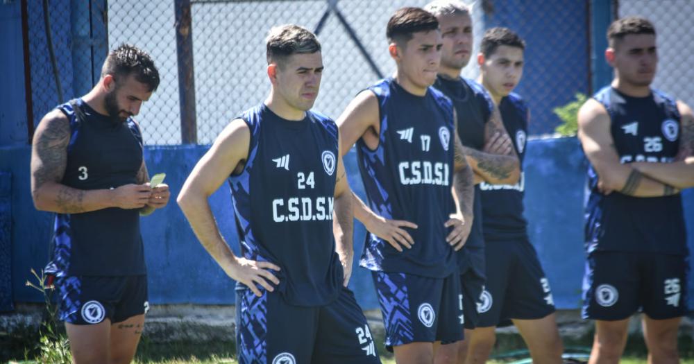 El Azul tendr� un debut complicado en Rosario