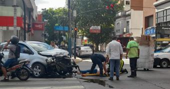 La conductora del vehículo se desmayó en plena Avenida Hipólito Yrigoyen