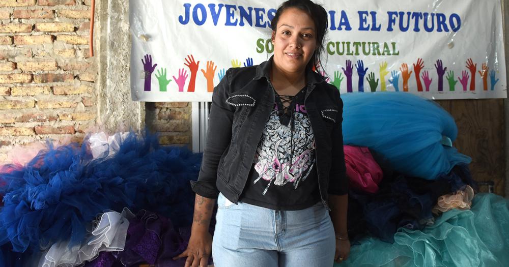 Romina sigue haciendo felices a chicas del barrio y de distintos puntos del país
