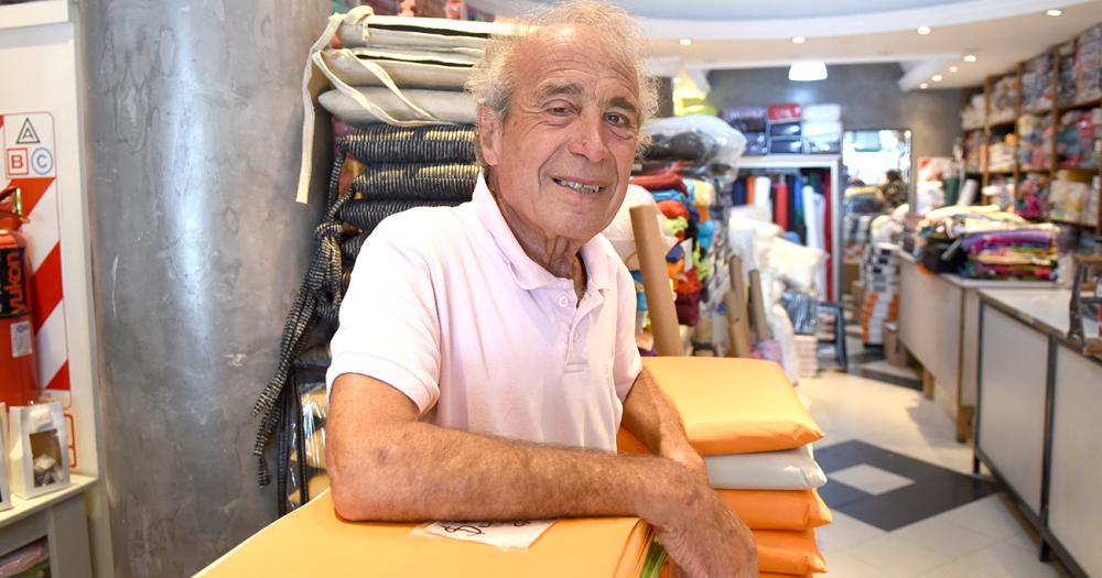 Un comercio con raiacuteces sirias cumplioacute 50 antildeos en Banfield- su historia