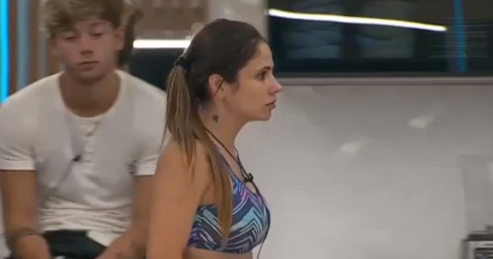 Romina muy molesta con Julieta por no haberla salvada de la placa de Gran Hermano