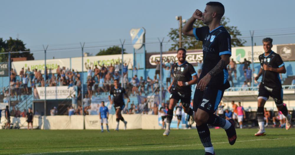 Lucas Baldunciel anotó el segundo gol del triunfo ante Estudiantes de Rìo Cuarto