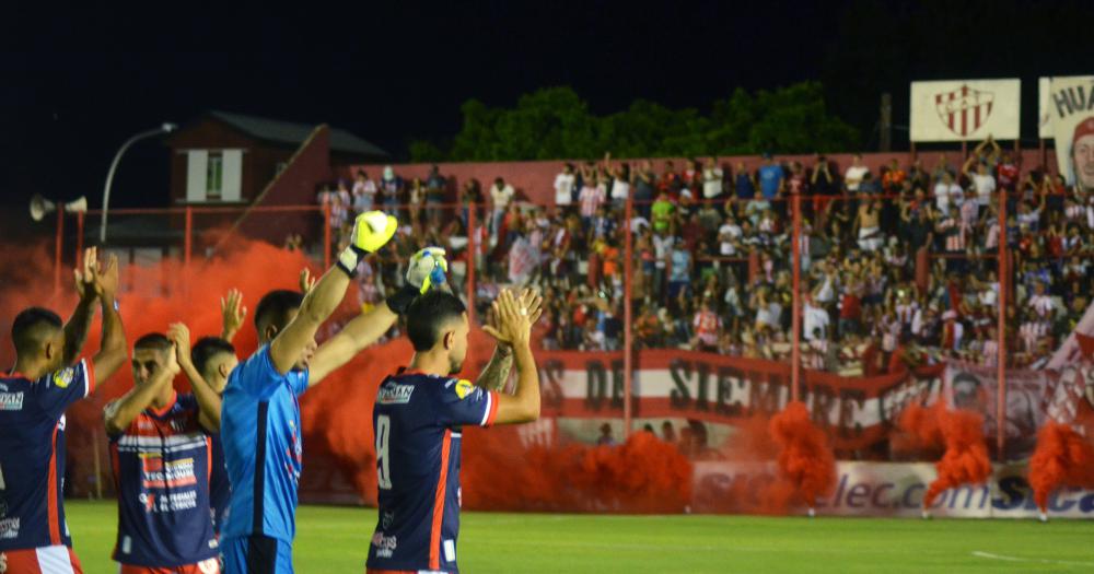 Hubo buen marco de público en Timote y Castro