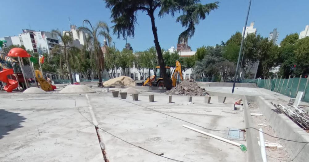 Avanza la remodelacioacuten de la Plaza Grigera- las obras de esta semana