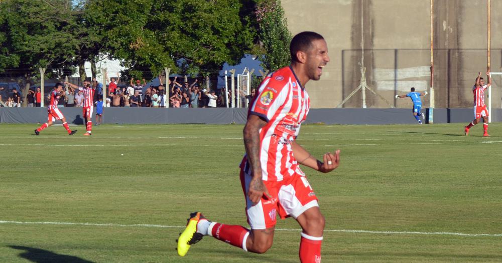 Alejandro Benítez le dio el triunfo a Talleres ante Argentino de Quilmes