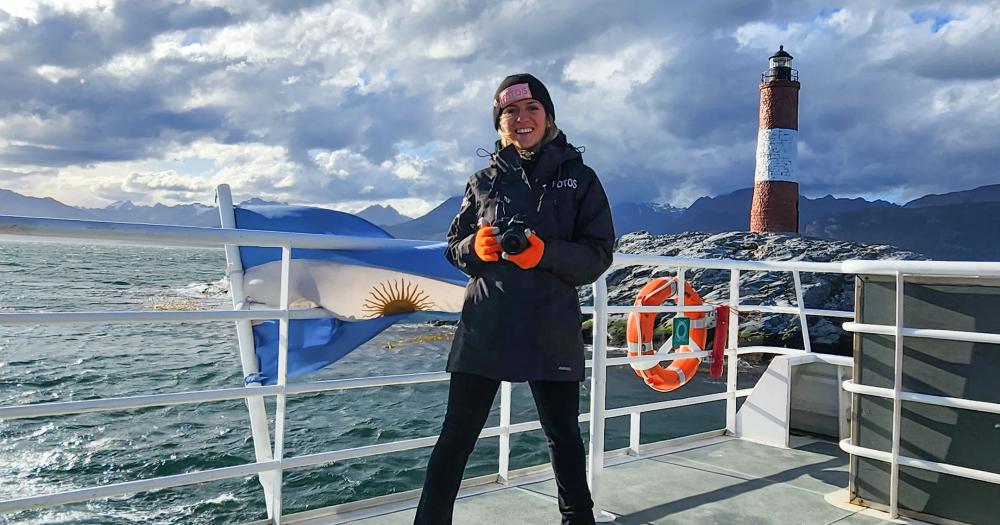 Sheila la fotógrafa que bautizó Temperley a una ballena en Ushuaia
