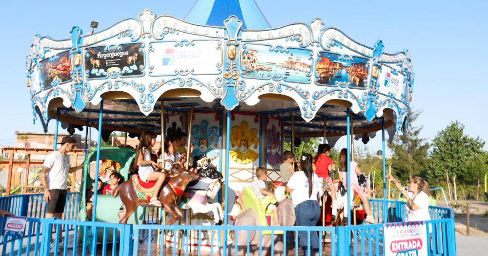 El carrousel gratuito de Santa Catalina ya tuvo 50 mil visitas
