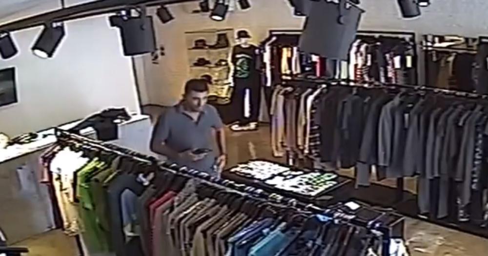 El delincuente robó en un local de ropa en España al 200