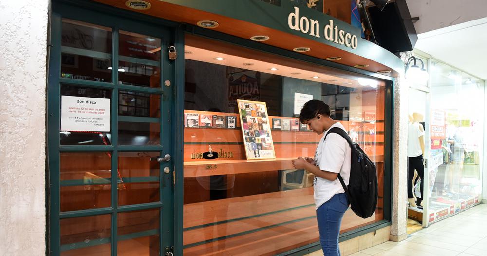 Luego de maacutes de medio siglo en Lomas cerroacute el local Don Disco