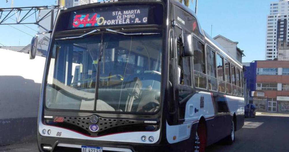 El detenido viajaba en un colectivo de la línea 544