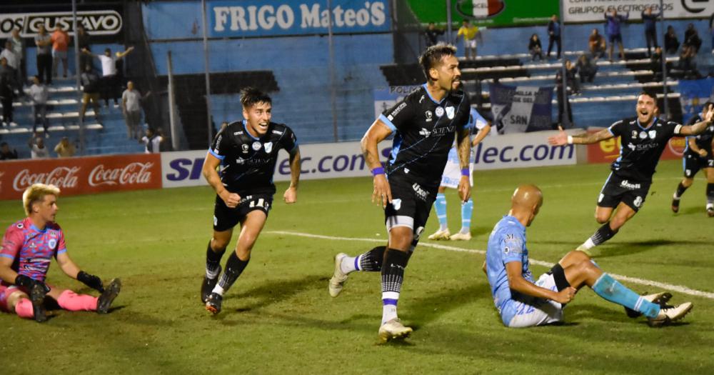 El grito de López para el triunfo Gasolero