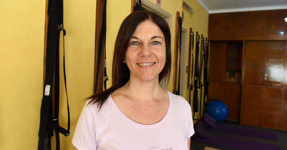 Yoga con columpio- una disciplina que crece en Lomas 