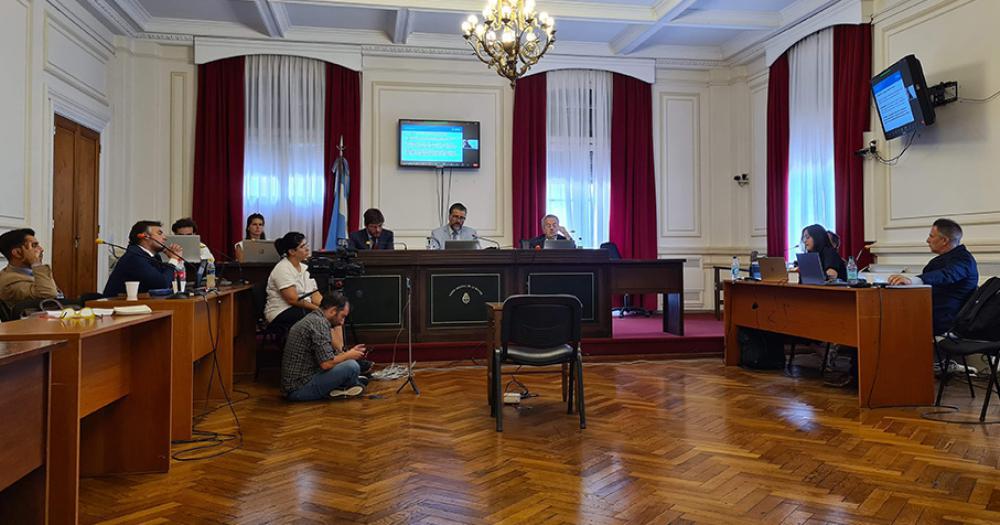 El juicio es llevado adelante por el Tribunal Oral Federal 1 de La Plata