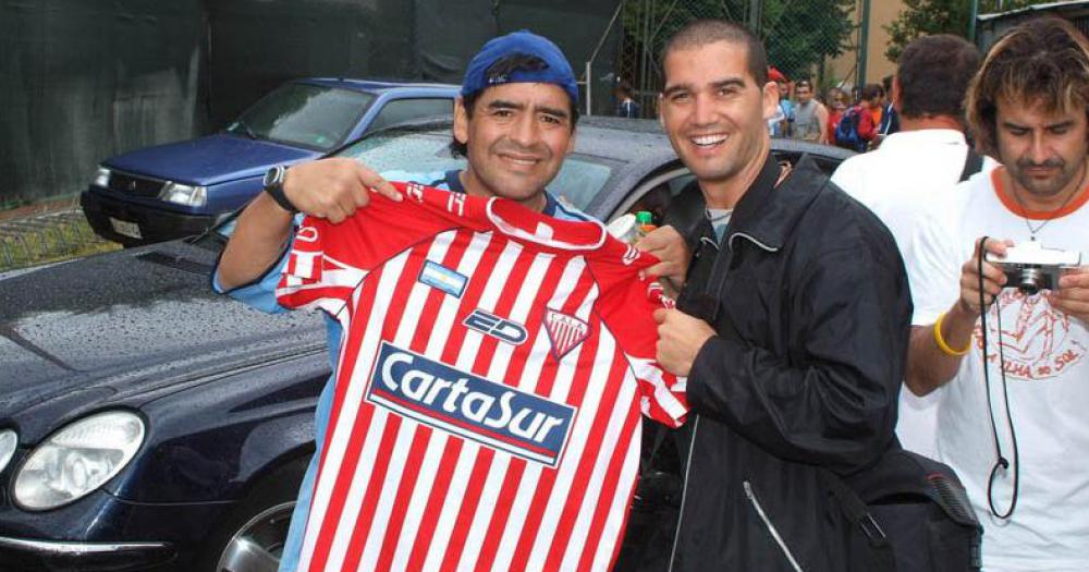 La foto de Diego con la camiseta del Milrayitas