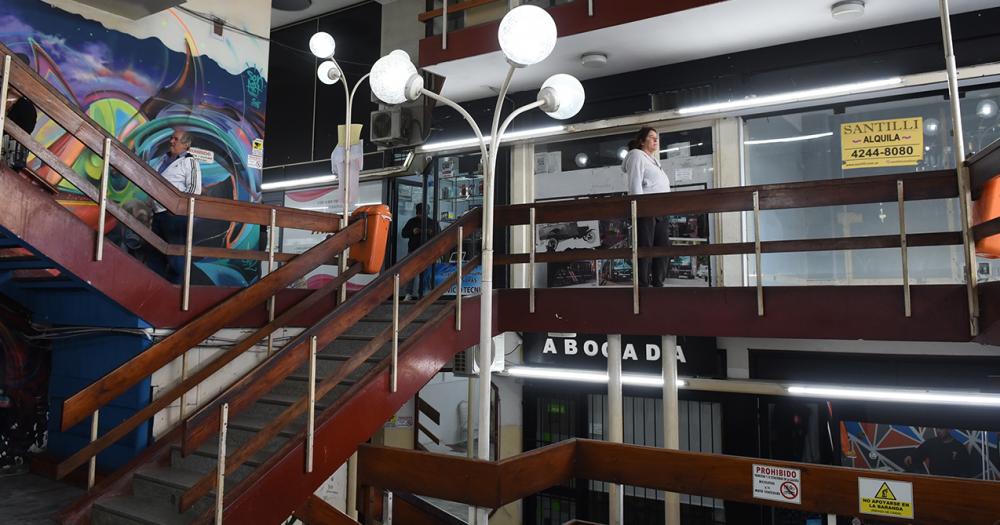 Galeriacutea Gallardoacuten- el emblema de Lomas que comenzoacute como una confiteriacutea