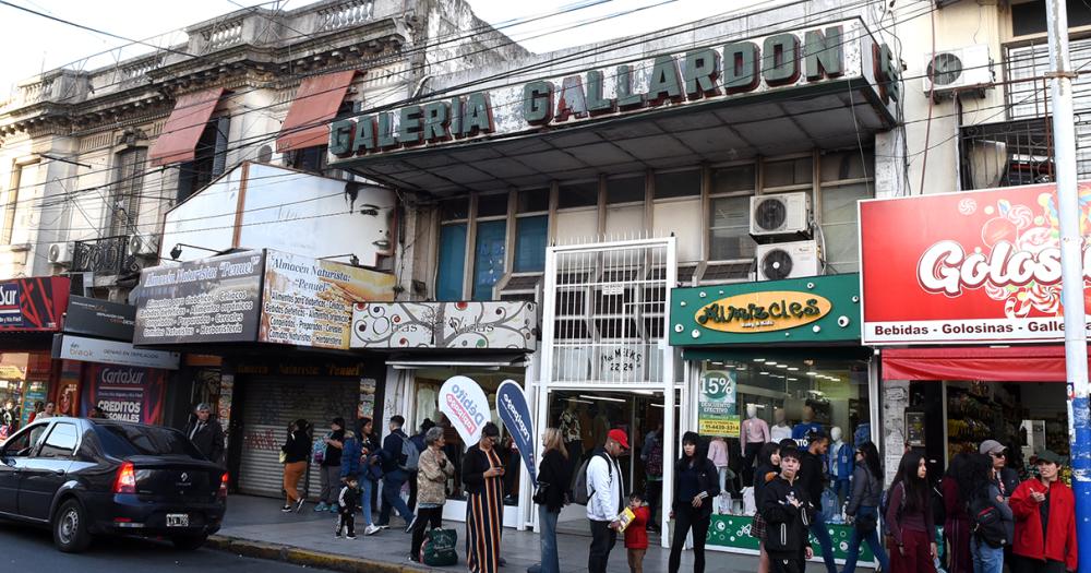 Galeriacutea Gallardoacuten- el emblema de Lomas que comenzoacute como una confiteriacutea