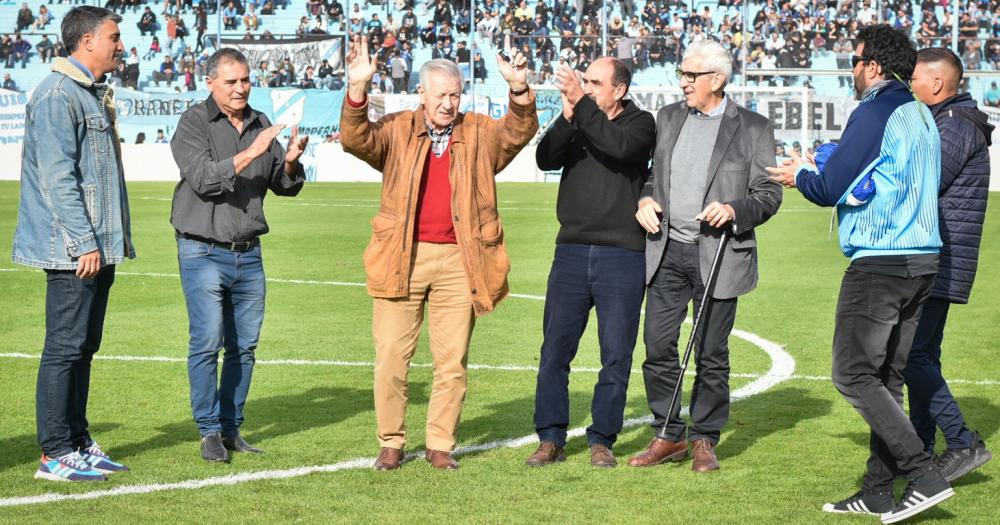 Carlos Pachamé fue homenajeado por el Gaolero
