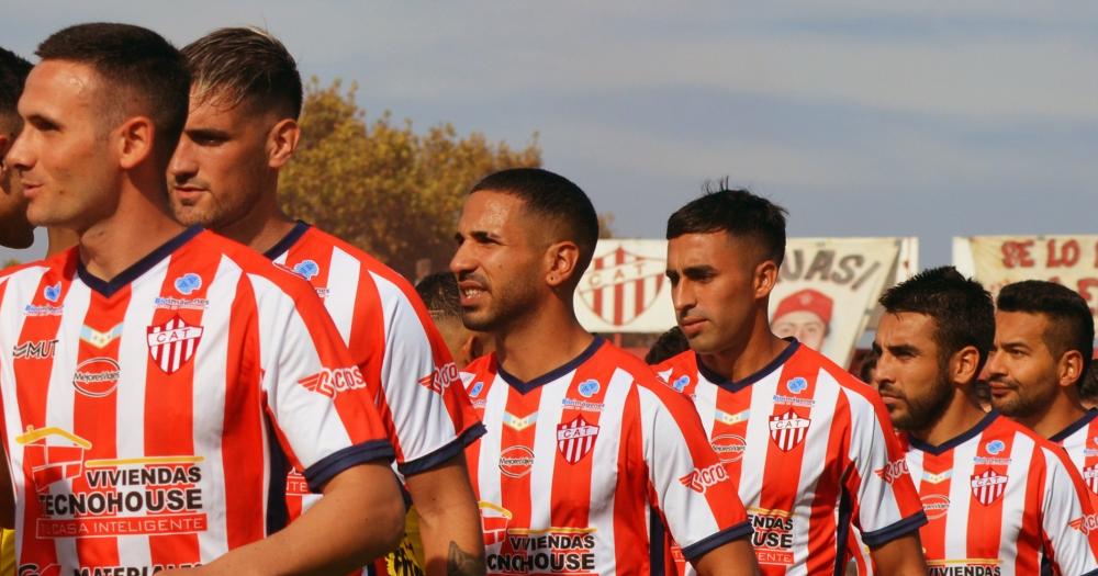 Talleres de Escalada recibe a Merlo