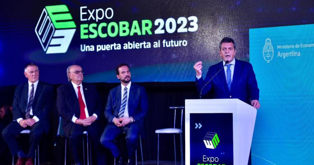 Massa hizo el anuncio desde Expo Escobar