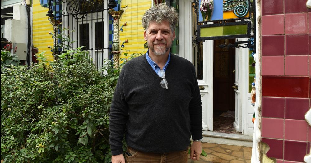 La casa que enamora a Lomas y es una parada obligada para sacarse fotos