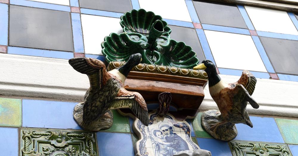 La casa que enamora a Lomas y es una parada obligada para sacarse fotos