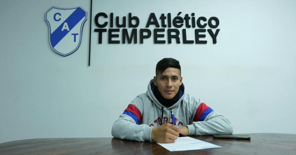 Jonathan Maza se sumó a Temperley
