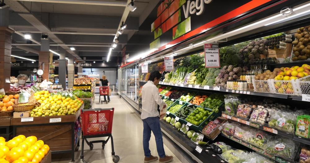 La división con mayor incidencia en todas las regiones fue Alimentos y bebidas no alcohólicas