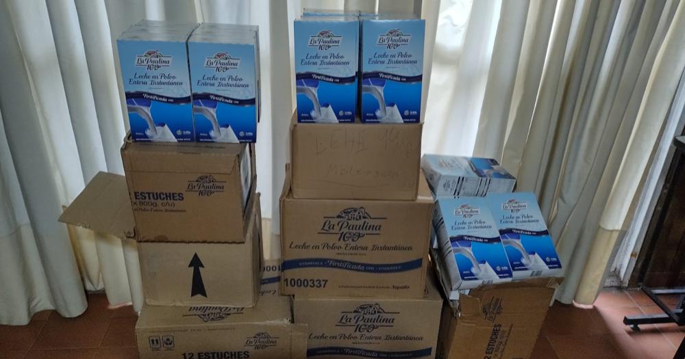 Los 100 kilos de leche sern entregados a los vecinos de los distintos barrios de Lomas