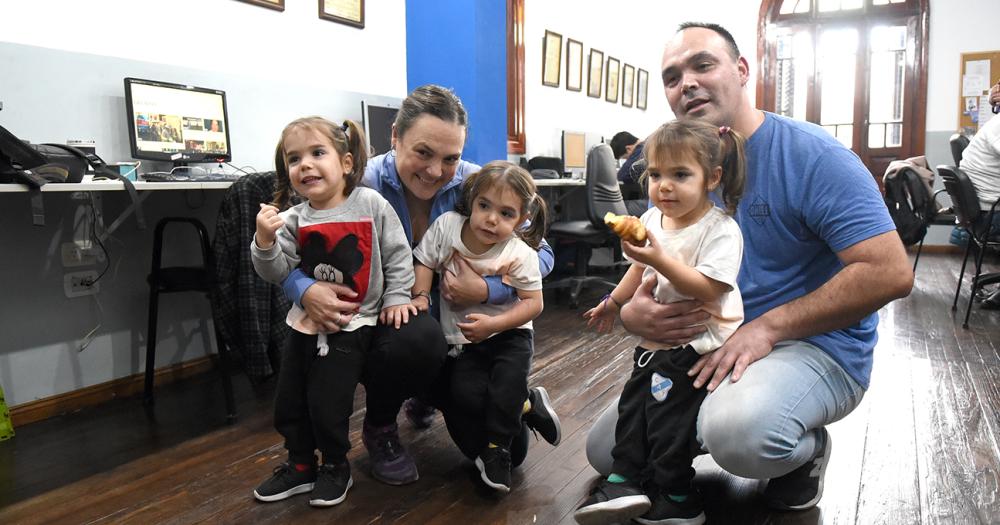 A diacuteas de cumplir 3 antildeos las trigemelas de Lomas visitaron La Unioacuten