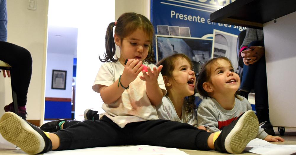 A diacuteas de cumplir 3 antildeos las trigemelas de Lomas visitaron La Unioacuten