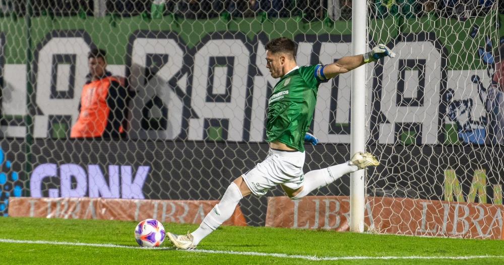 Cambeses anticipó el clsico del sur contra Lanús