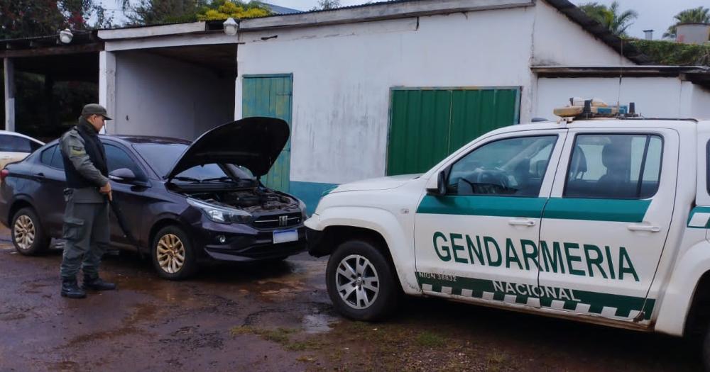 El auto fue recuperado por Gendarmería Nacional