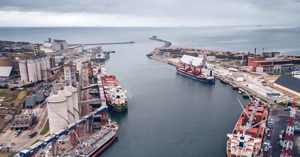 Kicillof ponderoacute el rol de los puertos bonaerenses