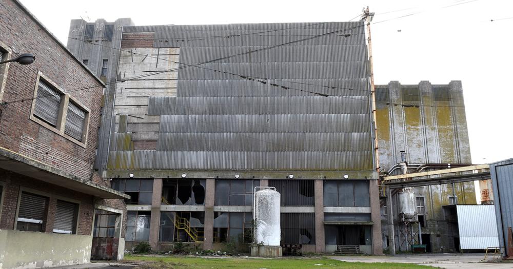 Cerveza Bieckert- la primera faacutebrica cervecera del paiacutes funcionoacute en Llavallol