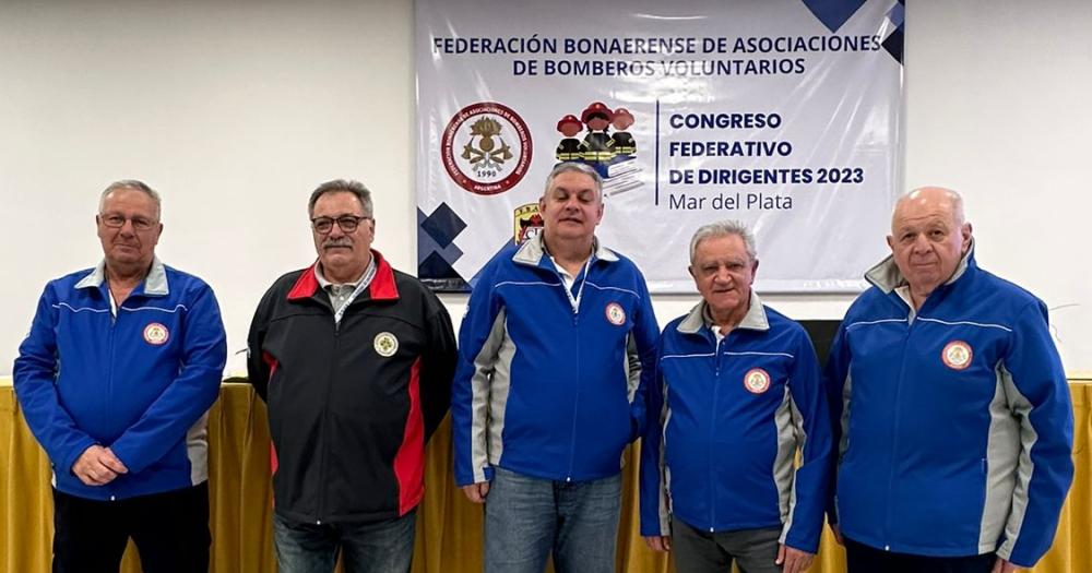 Los representantes de Lomas en el Congreso de Bomberos Voluntarios