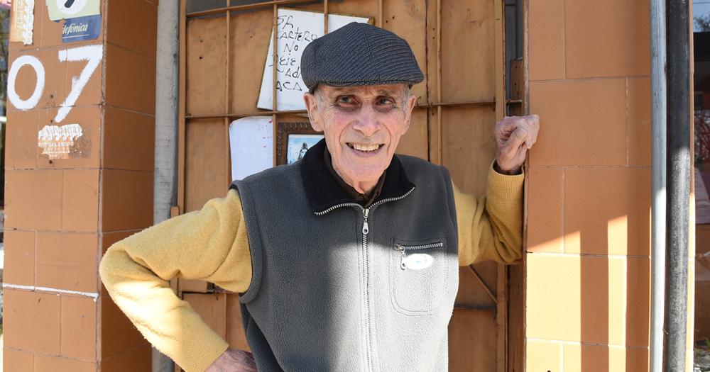 Tiene 96 antildeos y aseguran que es el vecino maacutes longevo de Villa Galicia