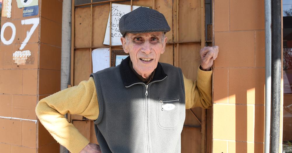 Tiene 96 antildeos y aseguran que es el vecino maacutes longevo de Villa Galicia