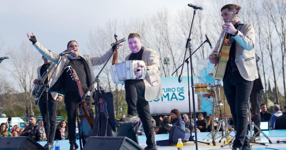 Hubo música en vivo