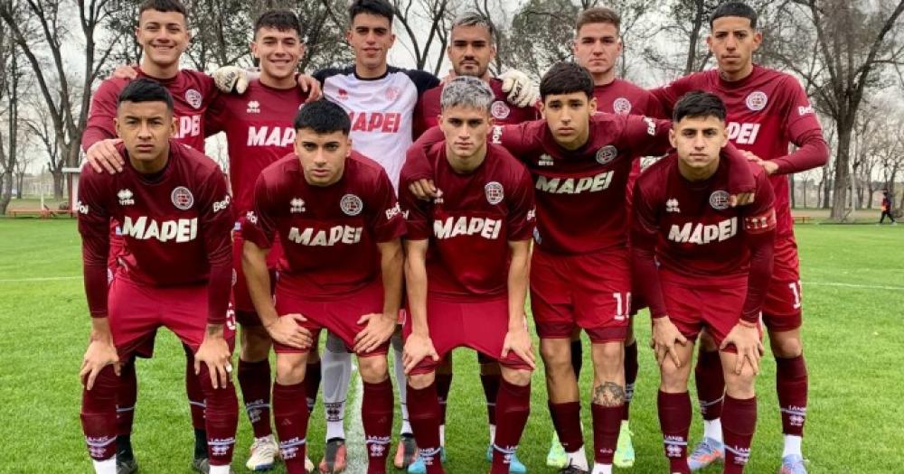 Una de las promesas de la Reserva de Lanús se marcha libre a Arsenal